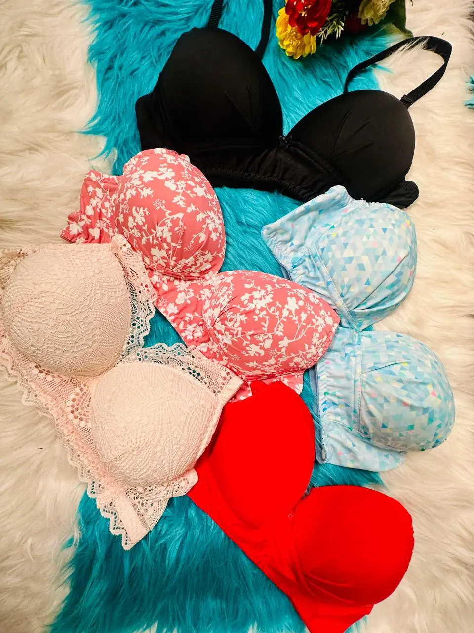 WhatsApp Image 2025-11-04 at 13.06.31_d19141ef 2 Print + 2 Solid color+ 1 Les combo - Image 1